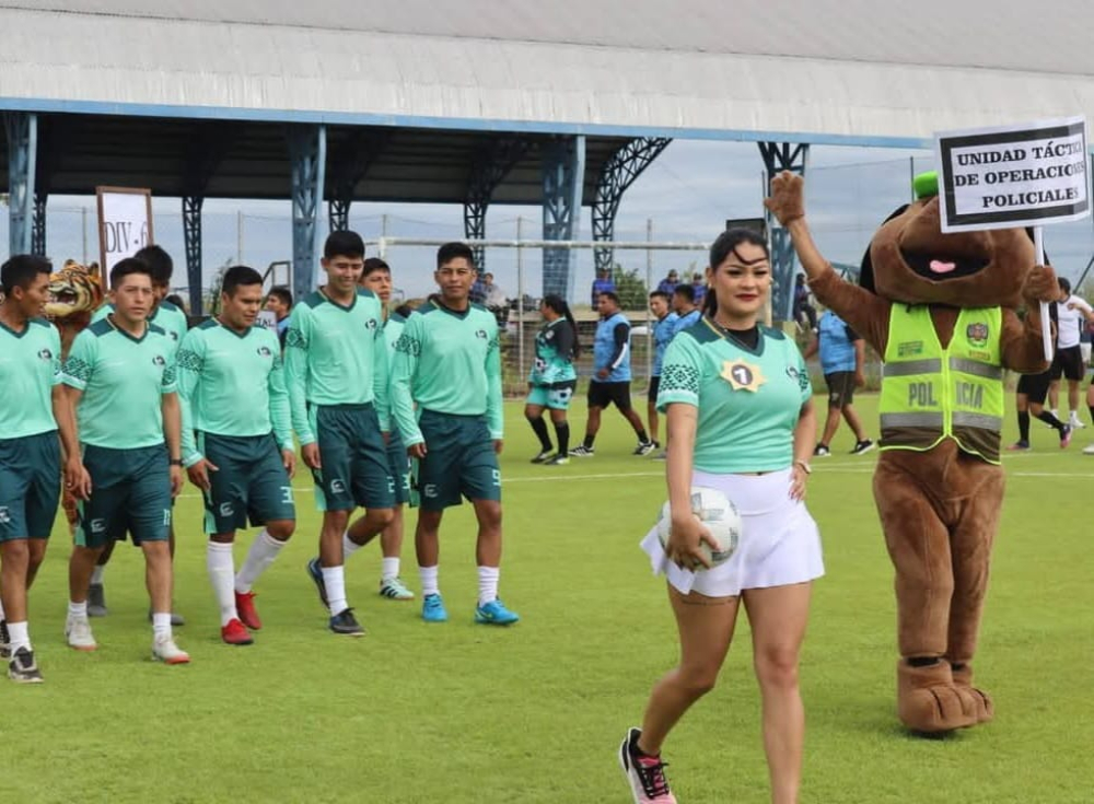Inauguran torneo interinstitucional de fútbol “Policía Boliviana Rumbo al Bicentenario”
