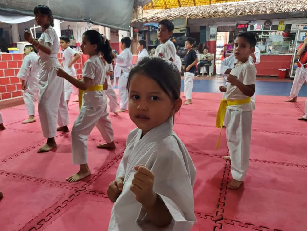 Toma de examen y espectacular demostración de Karate en Nagao San Dojo