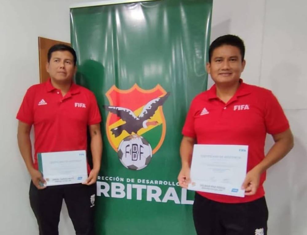 Joel Paz y Jorge Chávez representaron al Beni en el Curso FIFA RAP 2025