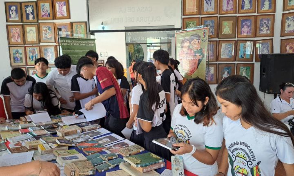 Celebran el Día Mundial del Libro en Trinidad