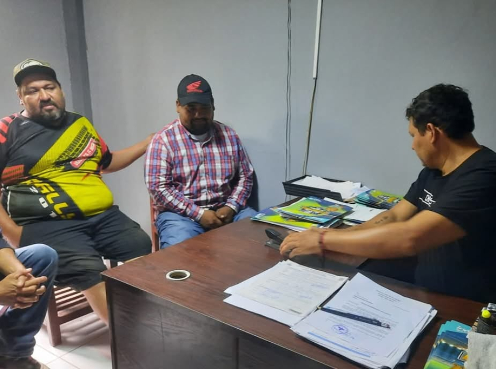 Director Municipal de Deportes, se reúne con dirigentes del motociclismo