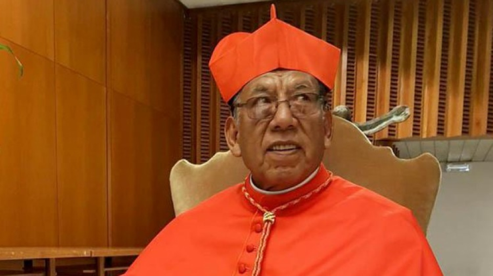 Cardenal boliviano, Toribio Ticona, anuncia que participará del cónclave para elegir al Papa