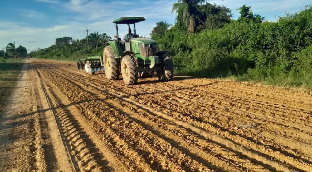 Alcaldía de San Ignacio de Moxos realiza mejoramiento y restablecimiento de sus calles