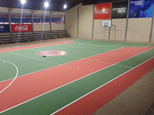Coliseo cerrado de Las Pampitas entra en su fase final de mantenimiento
