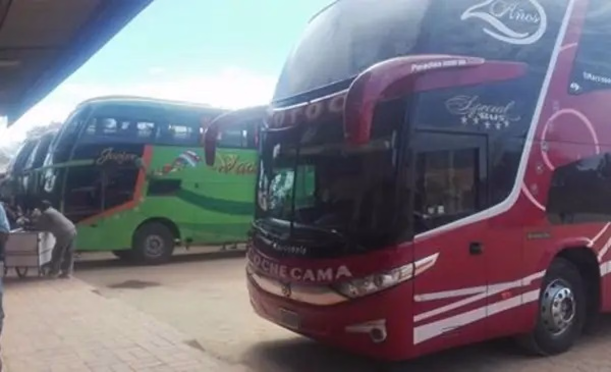 Buses dejarán de circular desde las 5 de la tarde del sábado