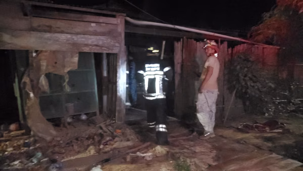 Incendio en la zona Virgen de Loreto fue controlado sin pérdidas humanas