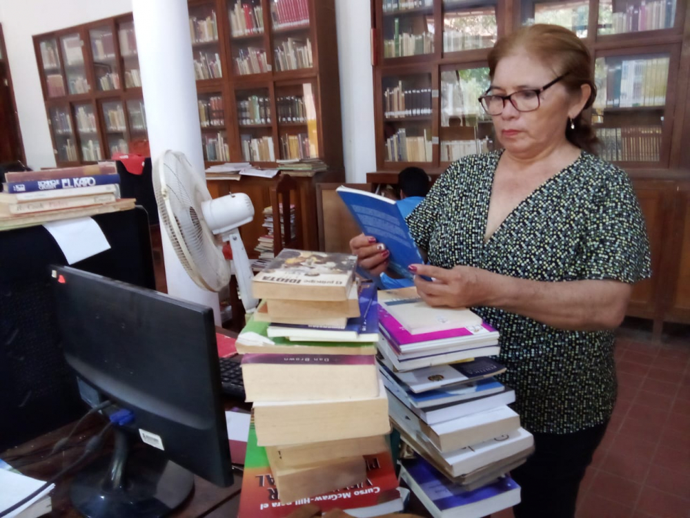 Casa de la Cultura del Beni digitaliza su biblioteca con apoyo de la UAB