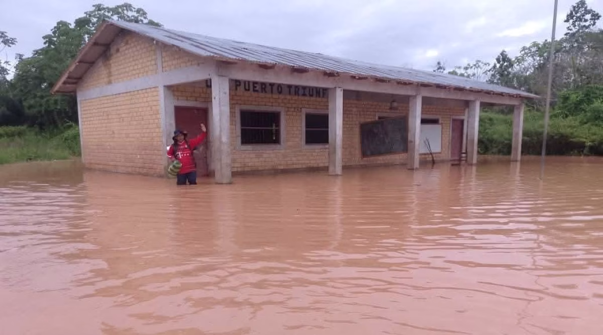 DESBORDE DEL RÍO MANIQUÍ GENERA EMERGENCIA EN PUERTO TRIUNFO Y AFECTA A VARIAS COMUNIDADES INDÍGENAS