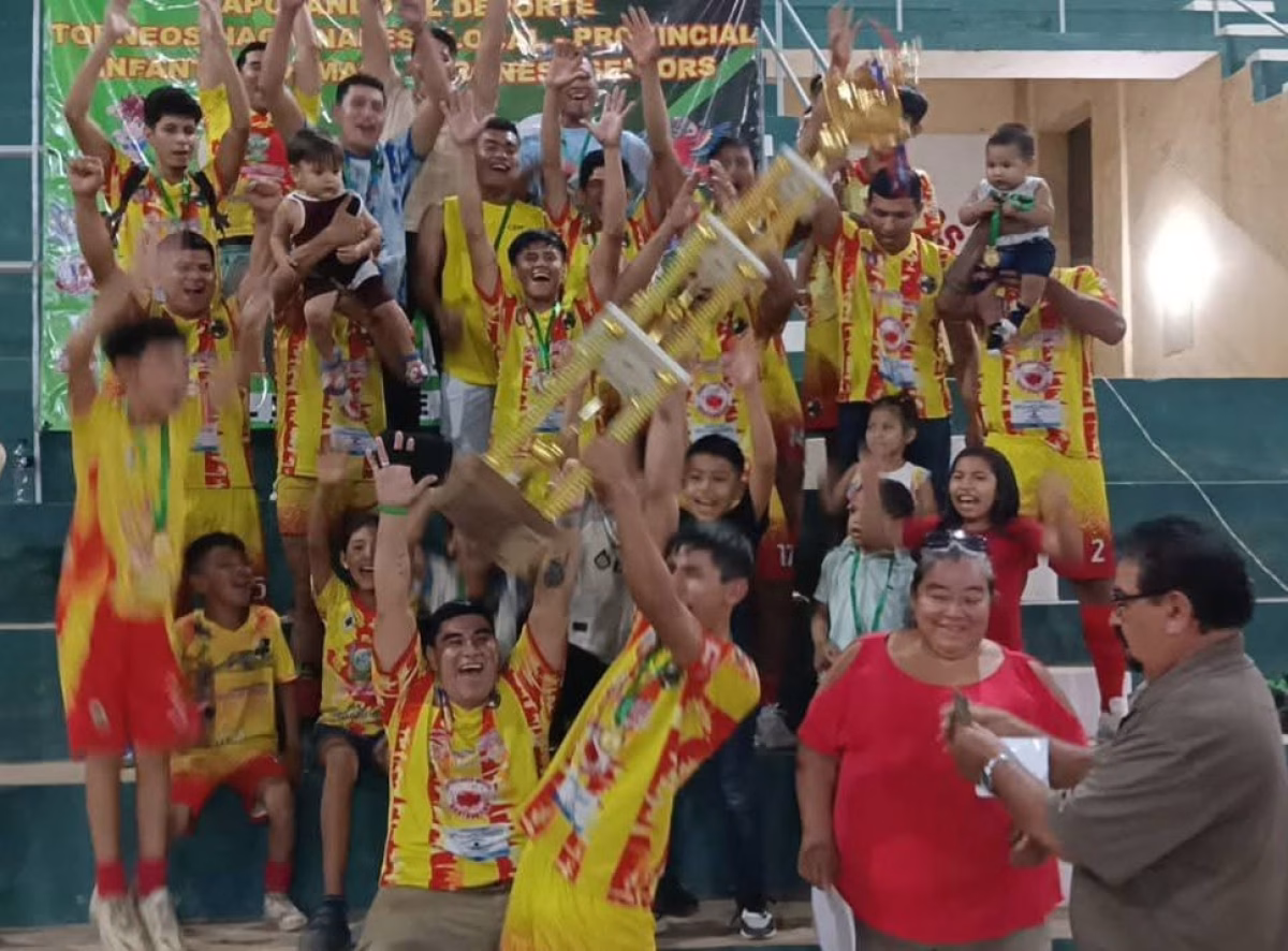 Liga Municipal de Futsal Trinidad premia a sus campeones 2025