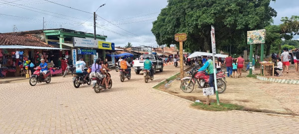 Policía inicia controles de tráfico vehicular por incremento de actividad comercial en San Ignacio de Moxos