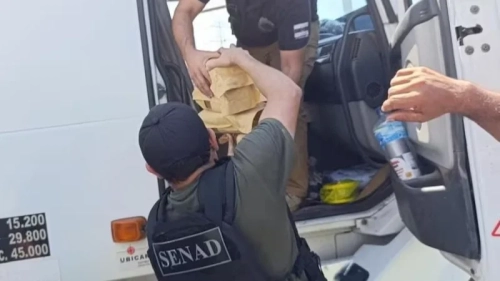 Interceptan un camión cisterna boliviano con sustancias controladas en Paraguay
