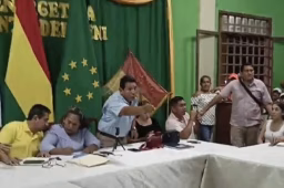 Anuncian cambios en YPFB Beni tras reunión con sectores sociales