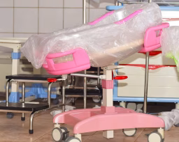 Alcaldesa de Santa Ana del Yacuma:  Recibe equipamiento medico para el Hospital "Dr. Jacobo Abularach"