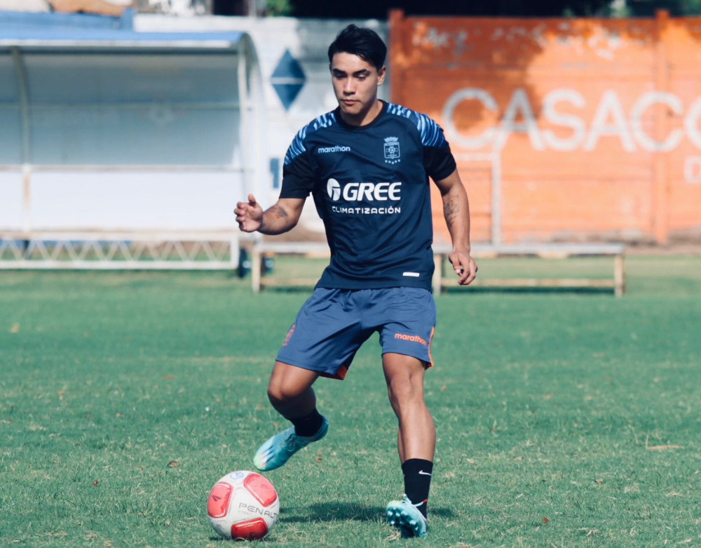 Juan José Gonzales, trinitario que salta al fútbol profesional con Blooming