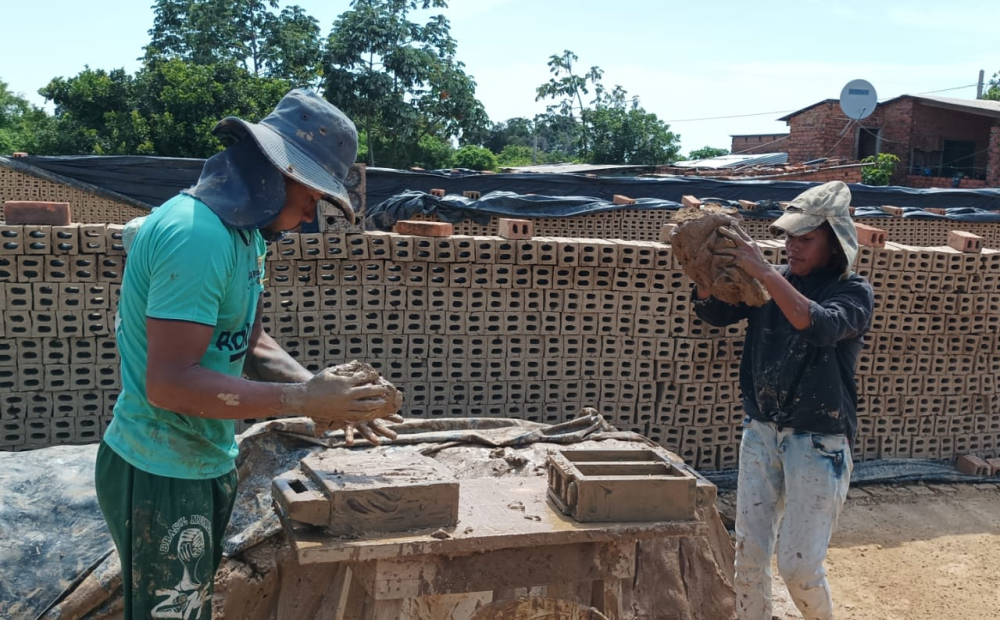Tejeros artesanos entre el optimismo y la indiferencia