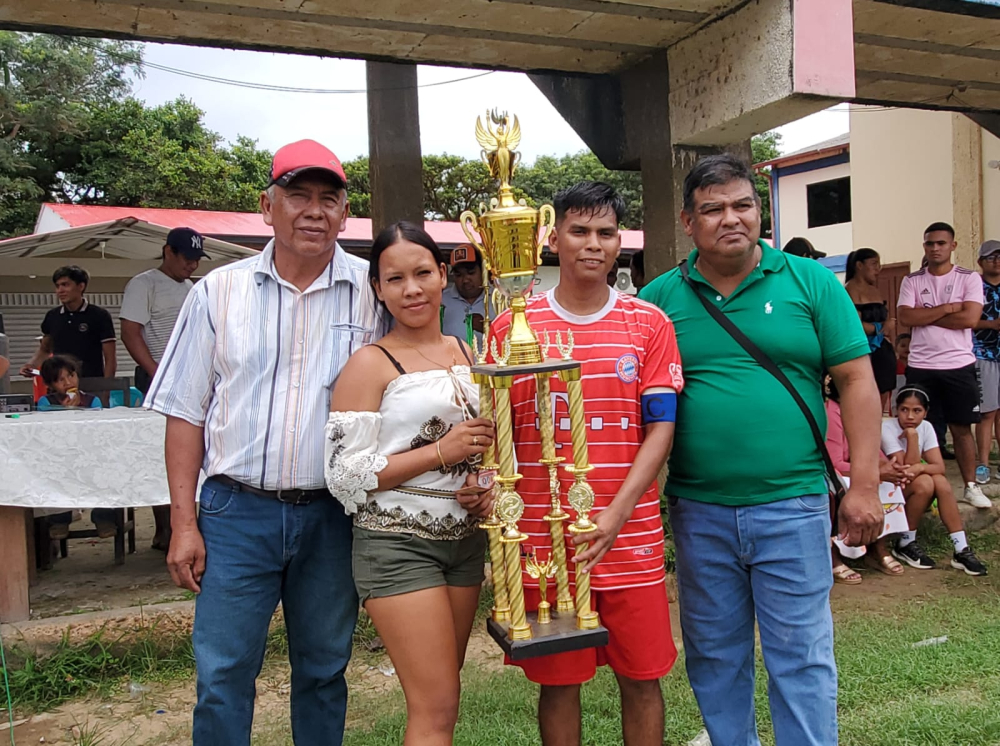 Liga de Artesanos San Juan concluyó torneo con premiación