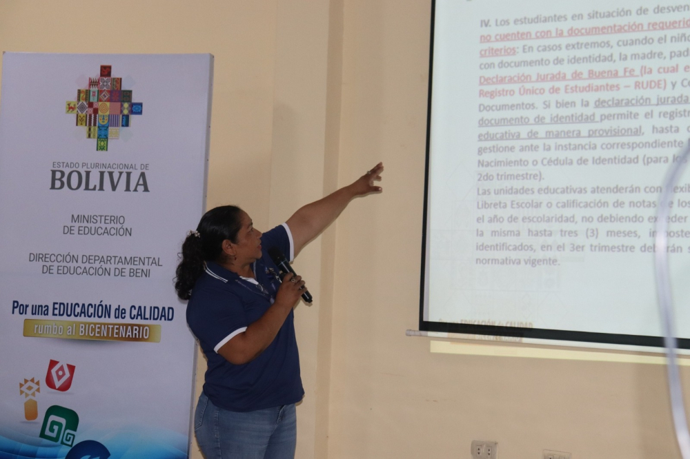 Maestros son capacitados en lineamientos de la gestión escolar 2025