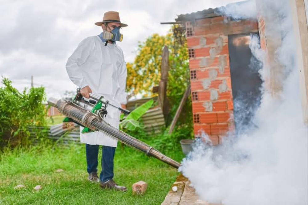 Alcalde de Trinidad encabezó inicio de trabajos de fumigación en barrio Nueva Jerusalén