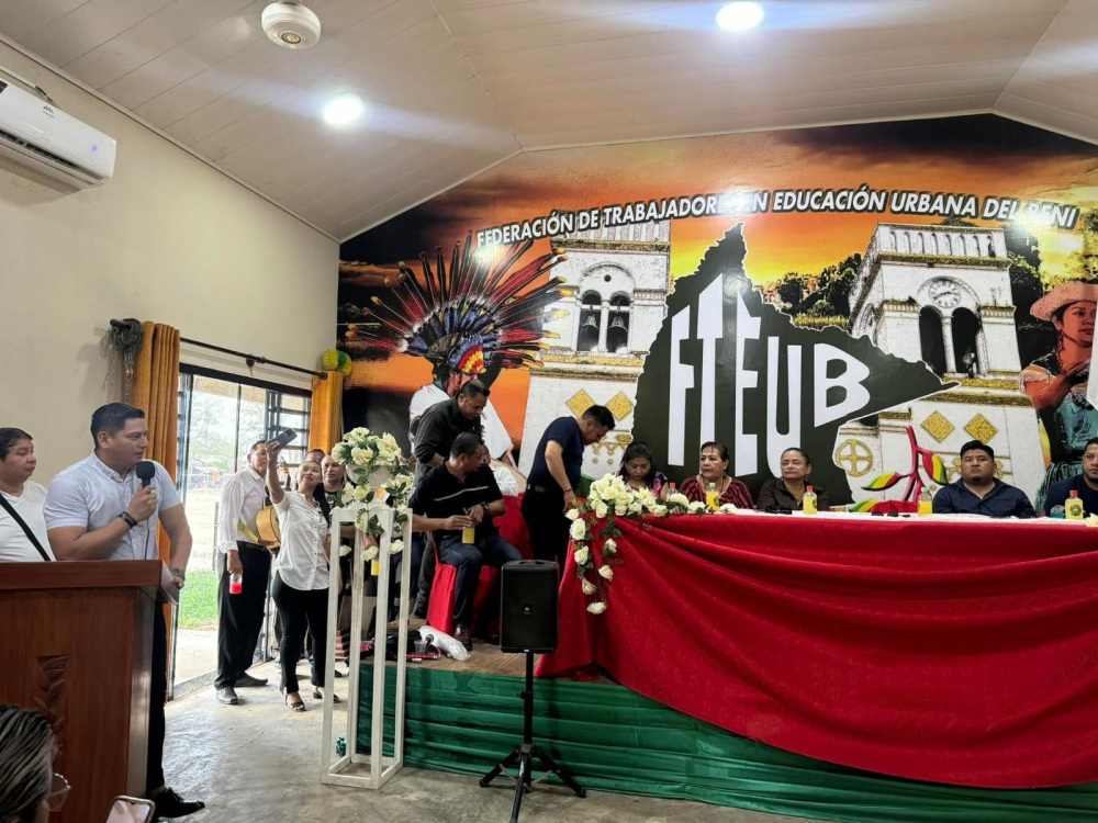 Maestros condicionan el inicio de clases por la falta de ítems