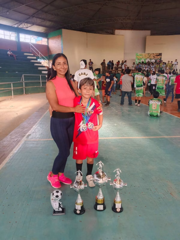 Cristian Ángel Roca Almendras brilla y sigue sumando trofeos y medallas