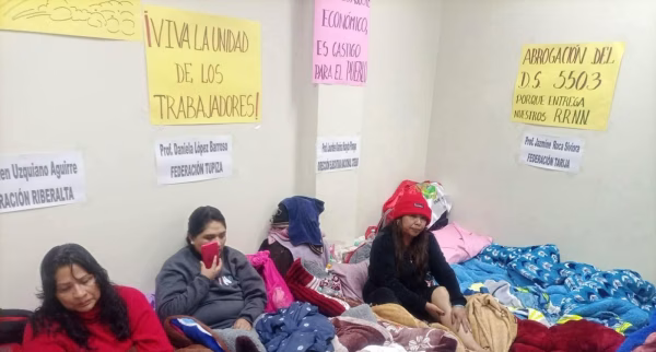 Maestros cumplen quinto día de huelga de hambre en rechazo al DS 5503