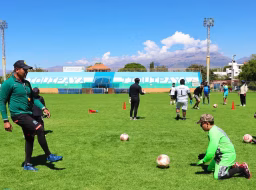 Juan Carlos Robles impulsa el talento joven en la Batalla de Arqueros