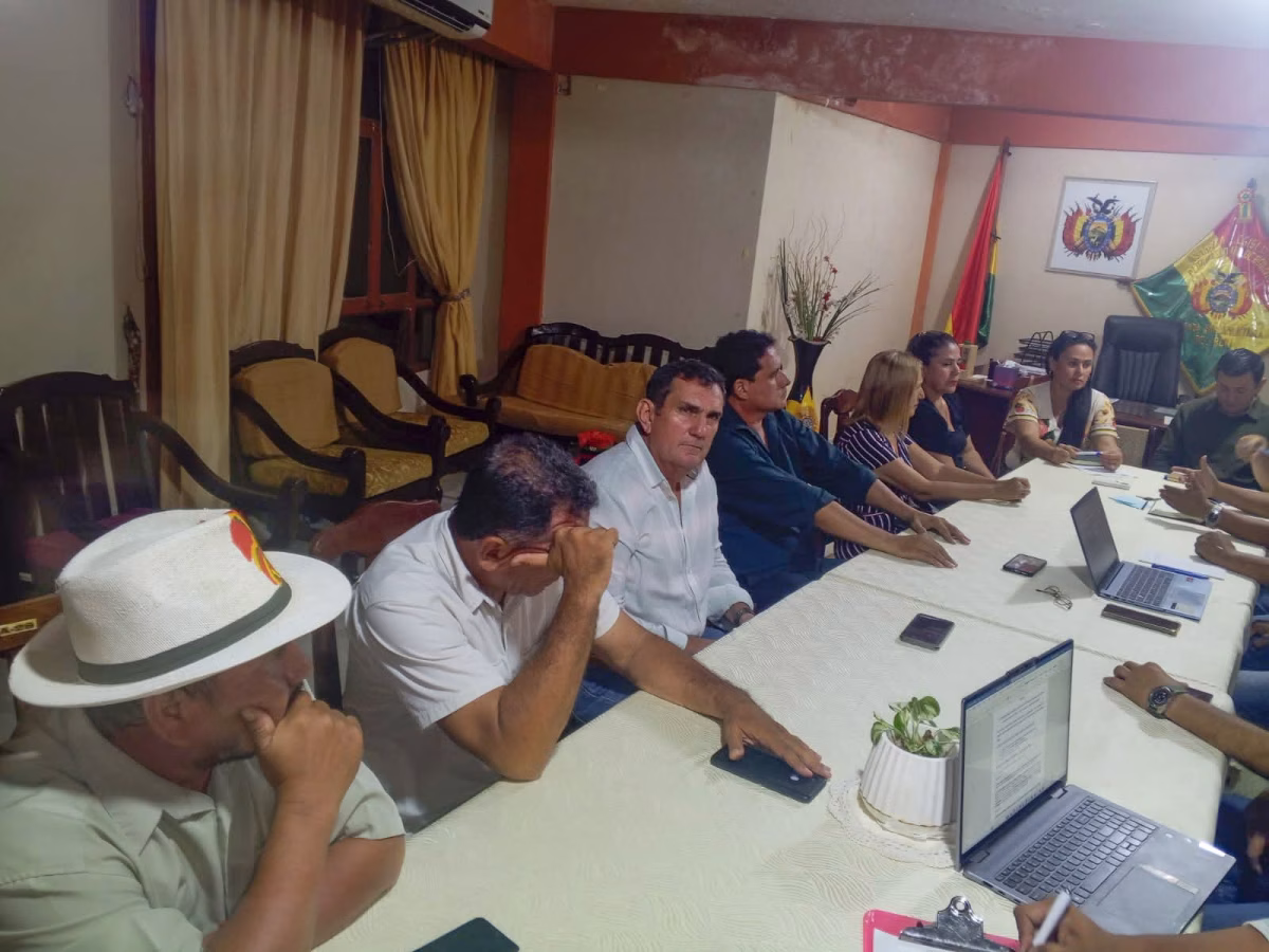 FEGABENI analiza el D.S. 5516 junto a la Brigada Parlamentaria del Beni