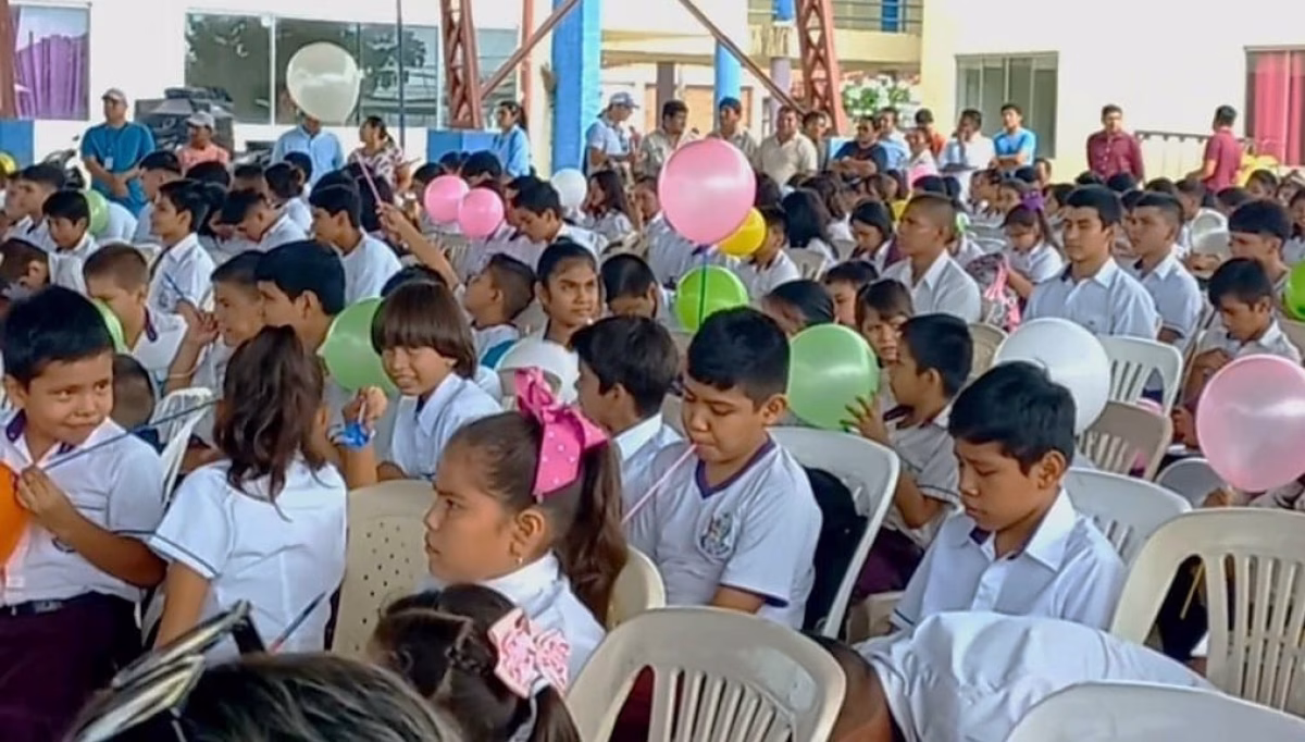 Estudiantes del Beni retornan a clases en medio de medidas contra el sarampión