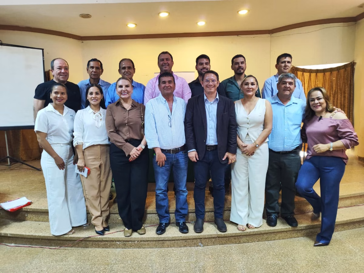 CRISTIAN VELASCO ASUME LA PRESIDENCIA DE AMDEBENI POR DECISIÓN UNÁNIME DE LOS ALCALDES DEL BENI
