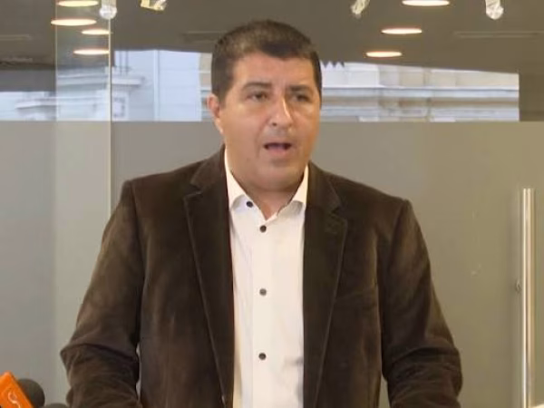 Senador José Roca exige a la Cancillería la renovación inmediata de autoridades consulares