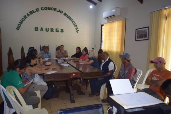 Comisión de varias ONGs llegó hasta Baures para coordinar proyectos