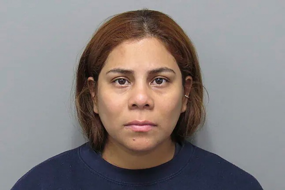 EEUU Cadena perpetua para una madre que dejó sola a su bebé hasta la muerte por irse de vacaciones