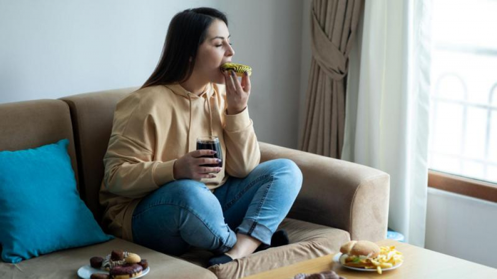 Salud: 4 razones por las que sentimos la necesidad de comer azúcar o carbohidratos