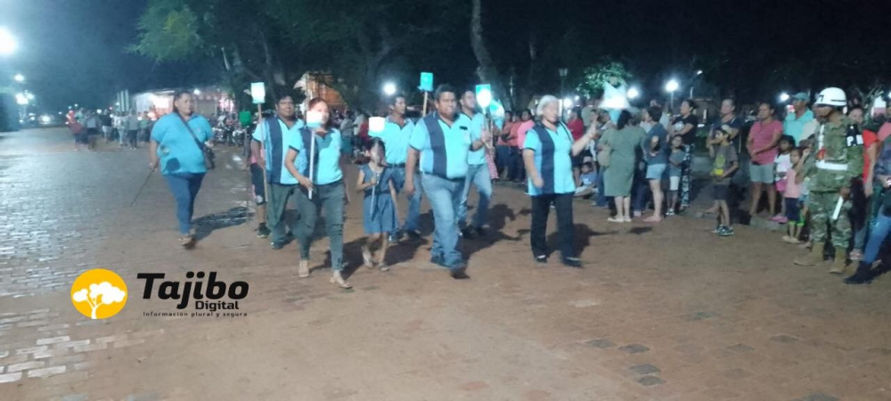 San Joaquín realiza desfile de faroles y reivindica acceso soberano al mar