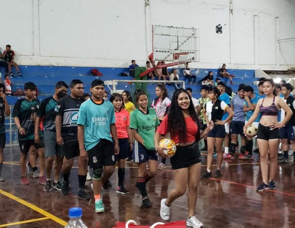 El campeonato de básquetbol menor en potencia los talentos locales