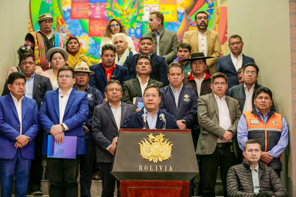 Senador del Beni criticó a los gobernadores que pidieron a la ALP aprobar créditos