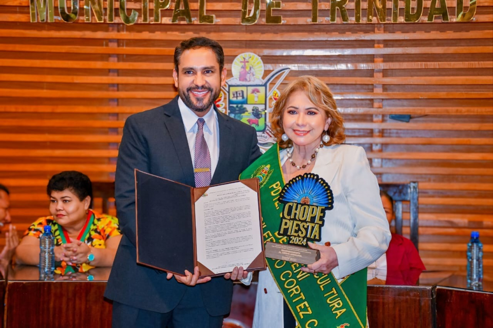 Trayectorias destacadas: Medallas y Premios Chope para personalidades e instituciones