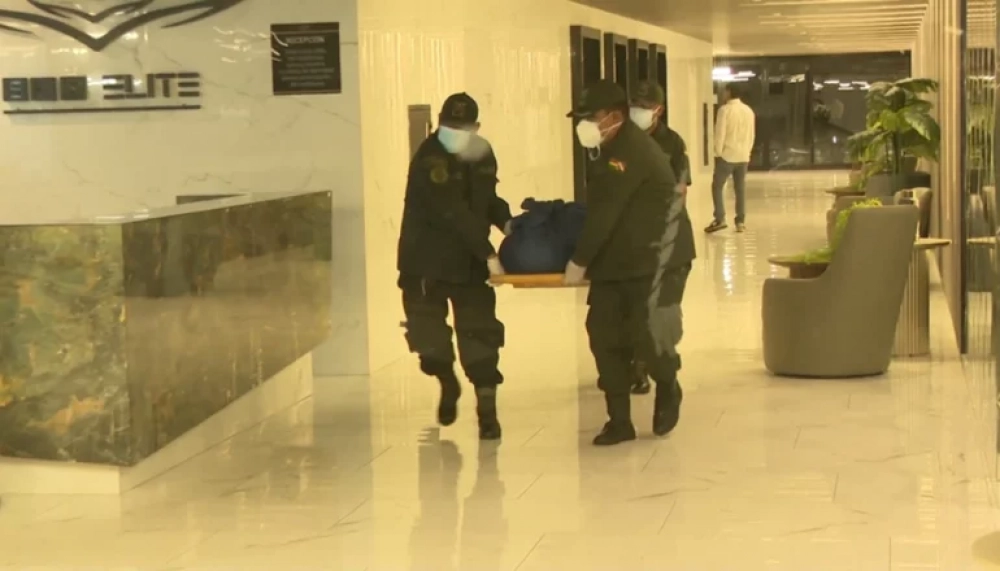 Por el olor descubrieron el cadáver de un hombre en un edificio residencial