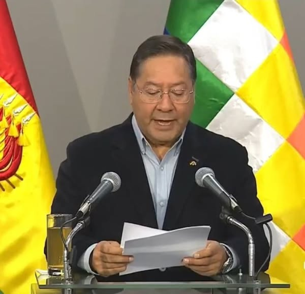 Luis Arce declina a su candidatura para la reelección