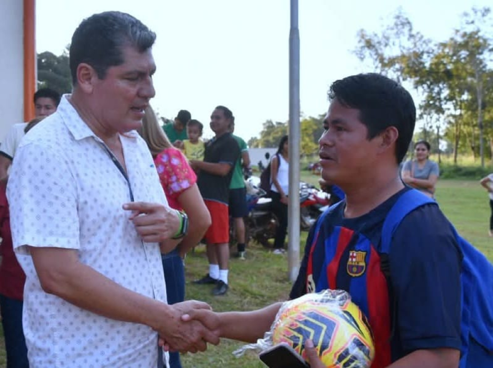 UAB JB inaugura Campeonato Institucional de Fútbol 8 en Riberalta