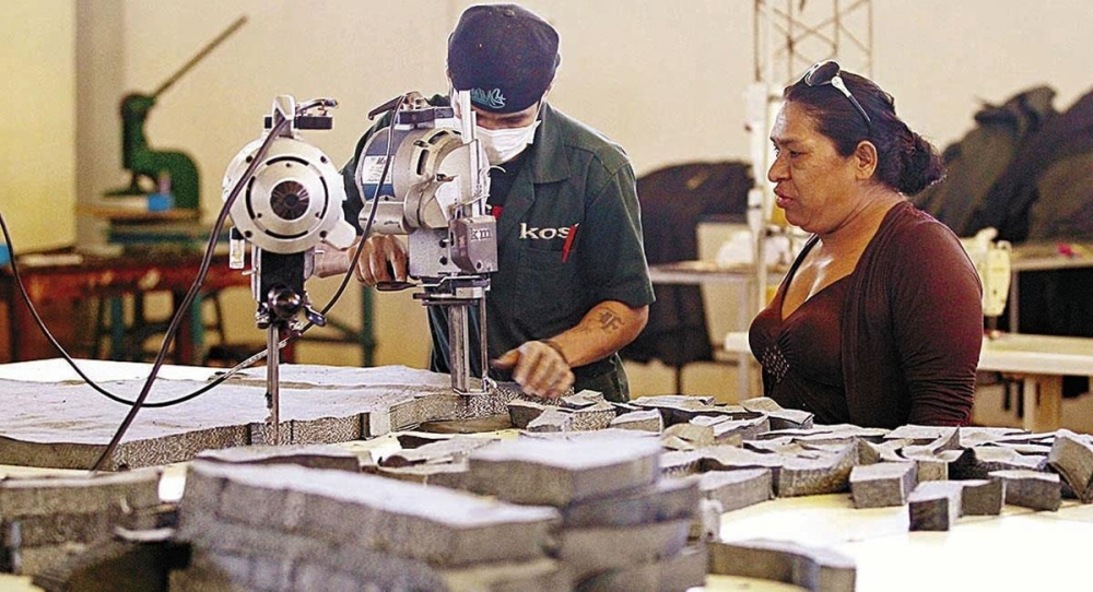El sector privado debe acordar con los trabajadores el incremento salarial