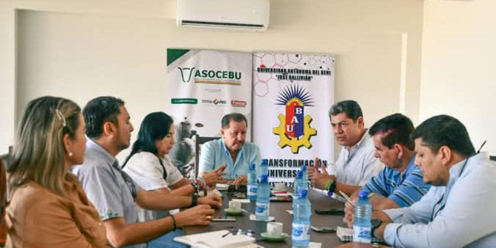 Rector de la UAB planifica la Fexpo Cebú 2025 con Asocebú