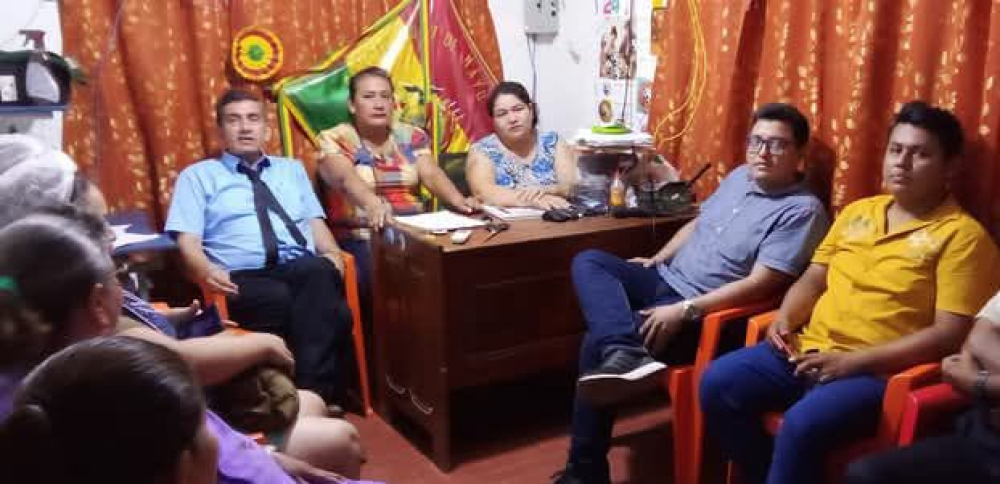 Asesor de concejala acusa traición en votación sobre expropiación del mercado campesino