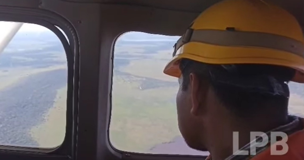 FAMILIARES CLAMAN POR UN HELICÓPTERO PARA LA BÚSQUEDA DE NAVE DESPARECIDA