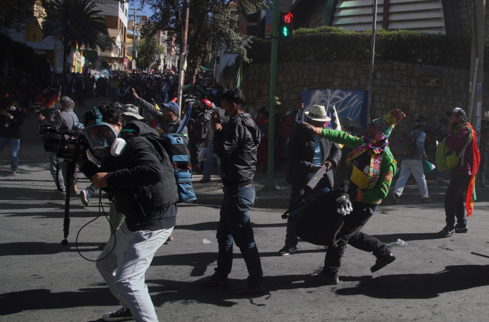 JORNADA VIOLENTA POR MARCHA EVISTA DEJA COMO SALDO CINCO APREHENDIDOS