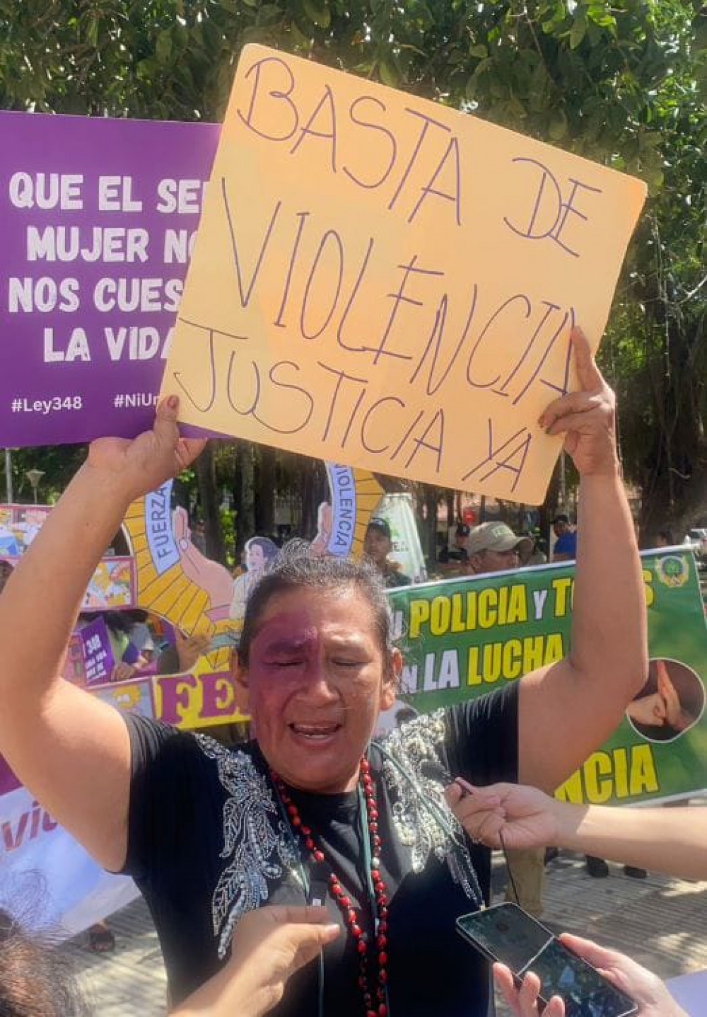 El Eco feminicidio es otra forma de violencia contra la fauna y la flora