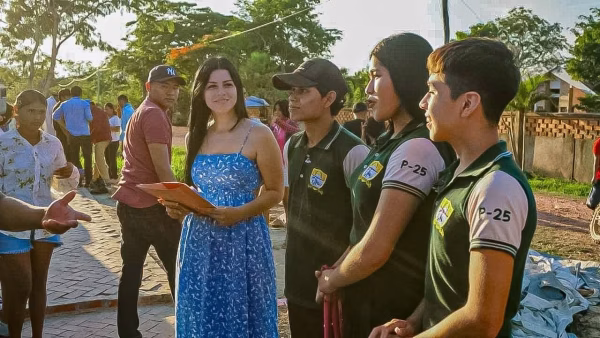 Estudiantes de Unidades Educativas: Con creatividad embellecen el Refugio de Animales "Huellitas de Esperanza"