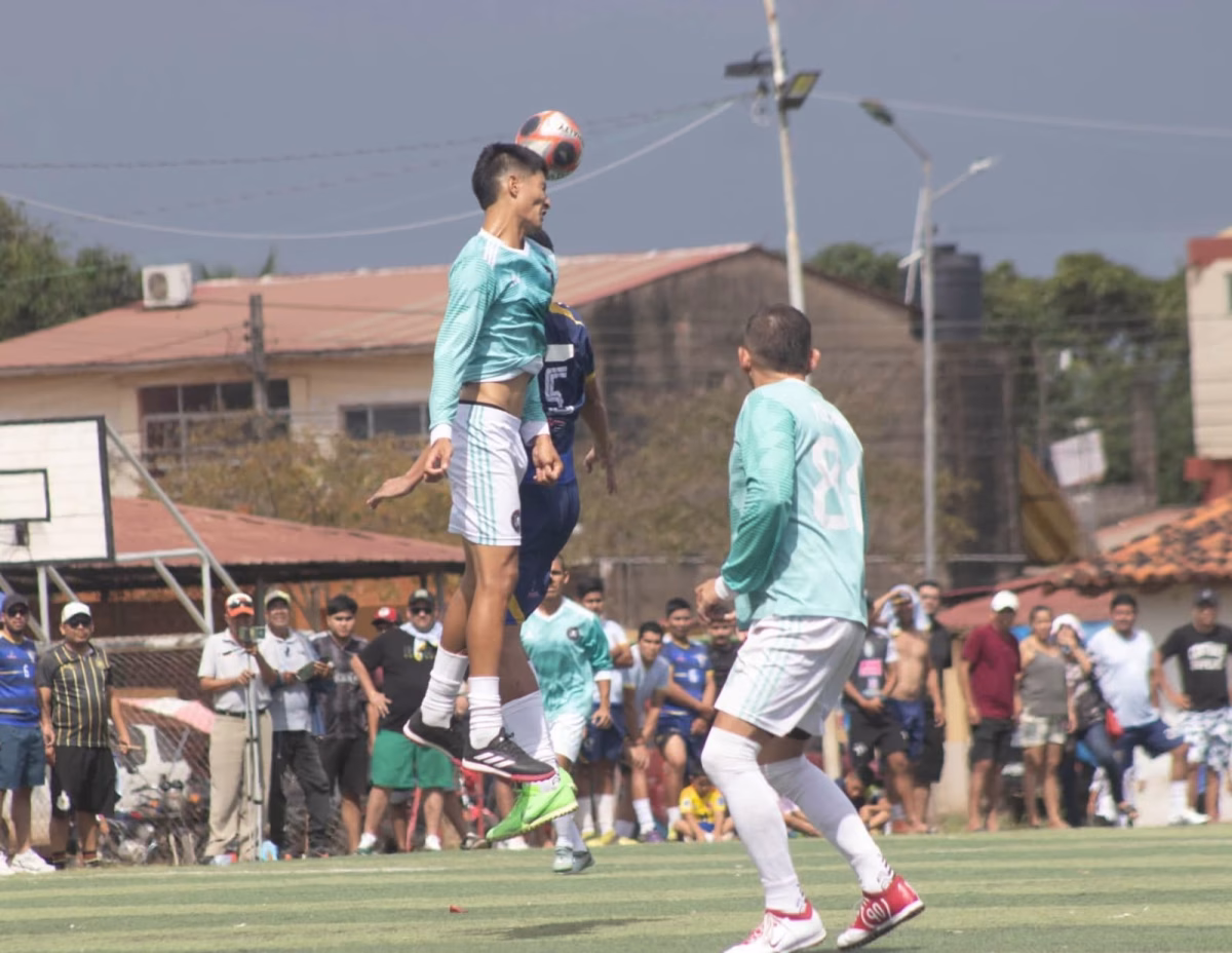 Fútbol Obrero define a sus finalistas este sábado en la cancha Belén