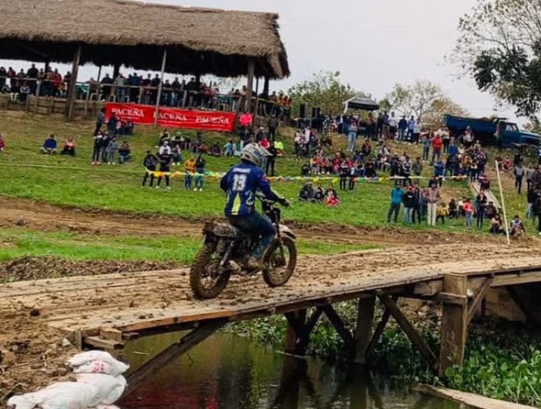 Carrera de motos promete espectáculo este domingo en Puerto Varador