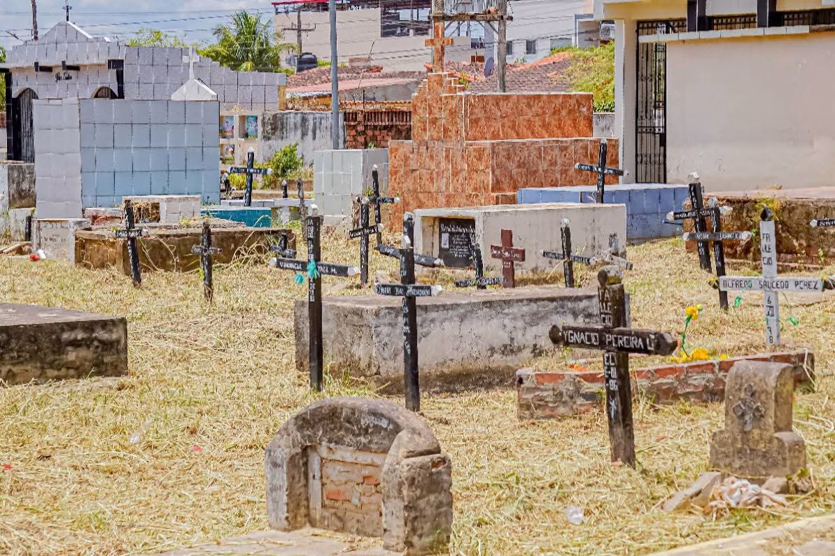 ALCALDE INSPECCIONA TRABAJOS DE MEJORAMIENTO EN EL CEMENTERIO GENERAL DE TRINIDAD